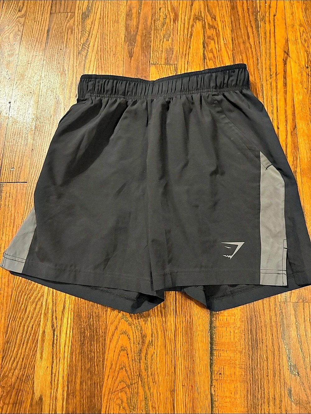 🎉Gymshark Athletic Shorts in Black & Gray Size Small Like New